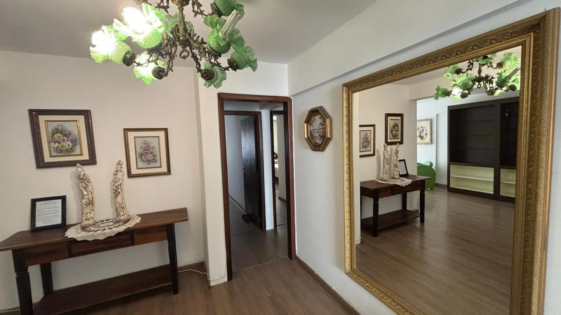 Apartamento Ed. San Remo Balneário Camboriú Brasil